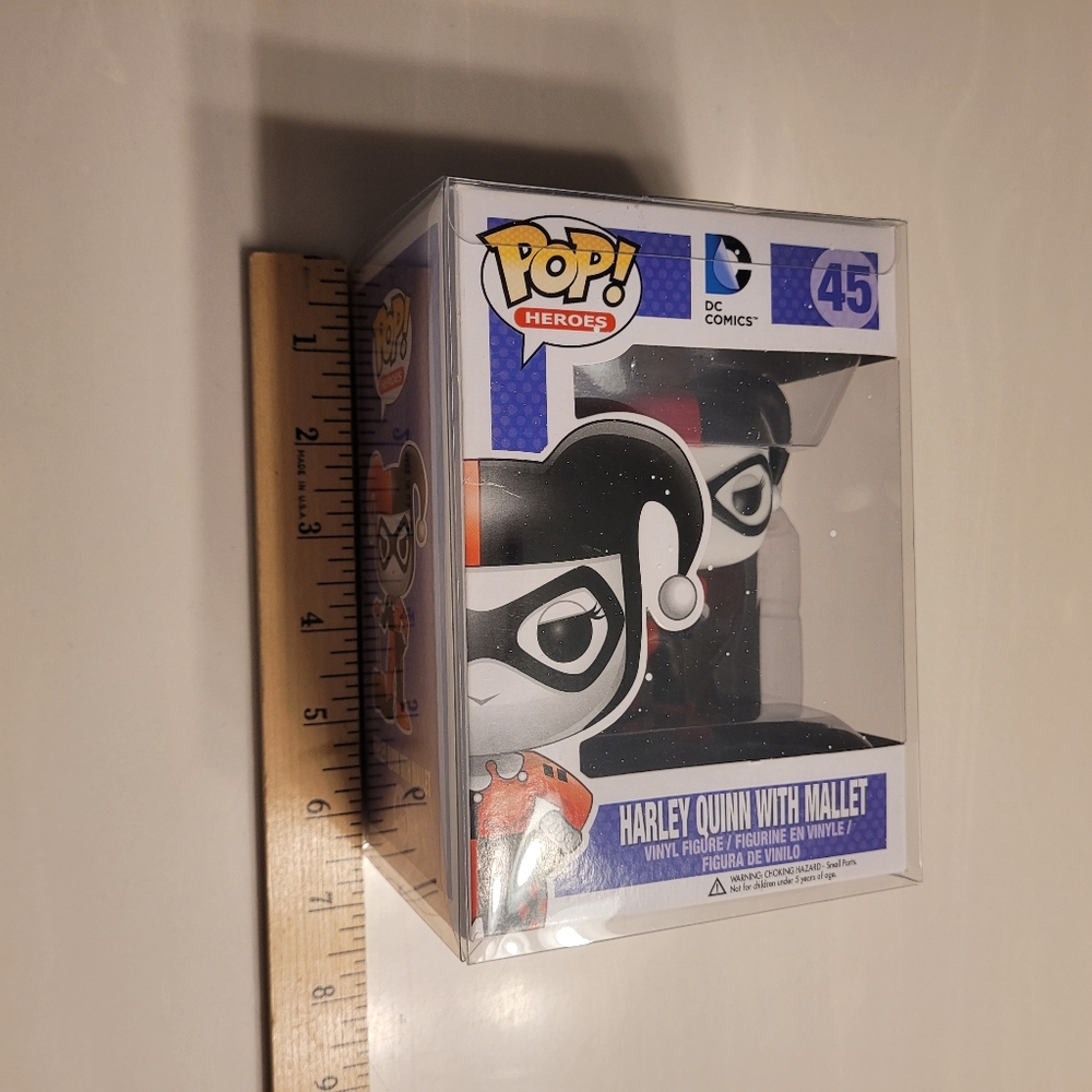 FUNKO POP x DC COMICS CLASSICS Harley Quinn With Mallet Vinyl Figure #45 - Picture 10 of 16